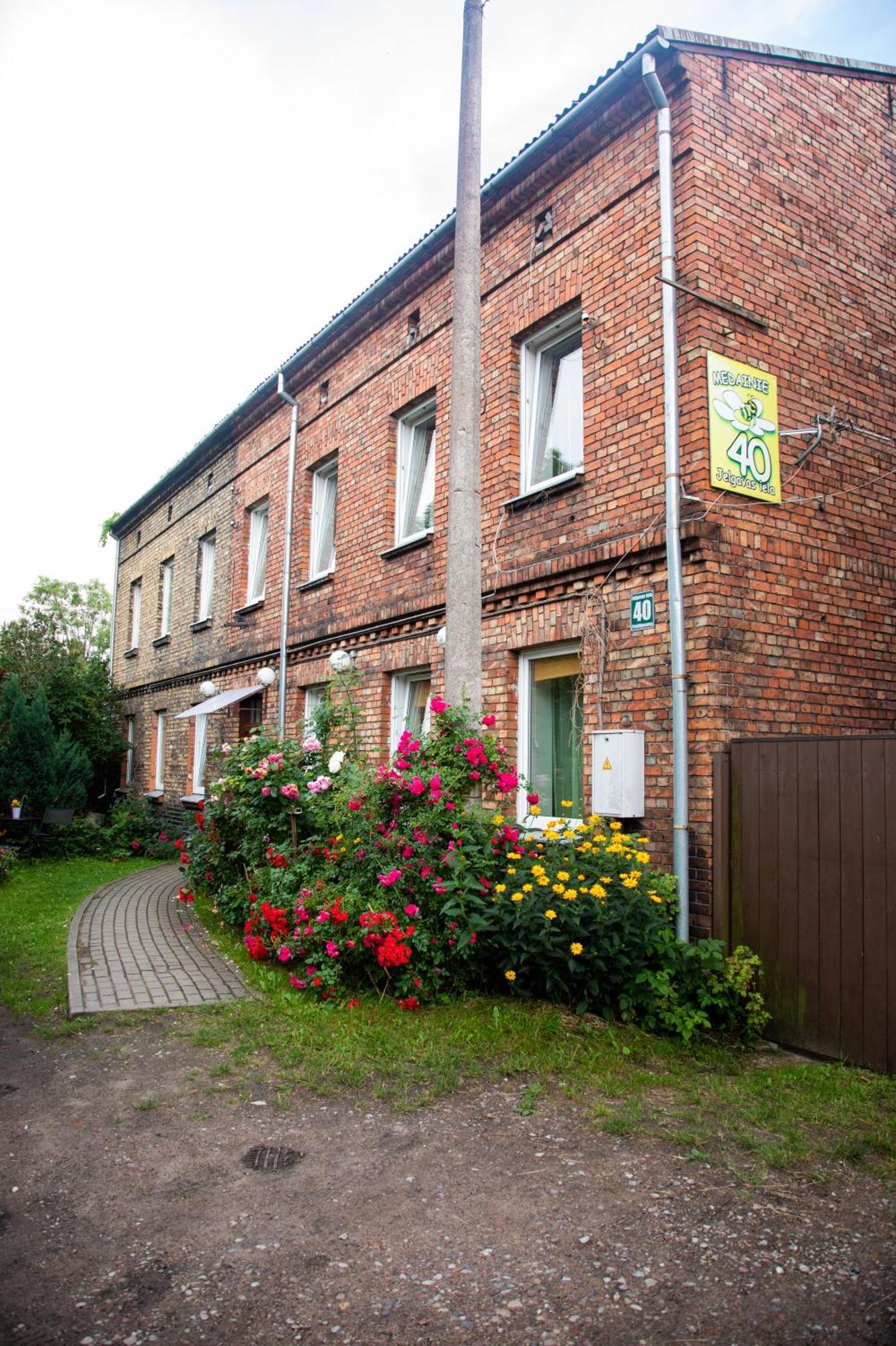 Medainie apartamenti Liepāja Extérieur photo