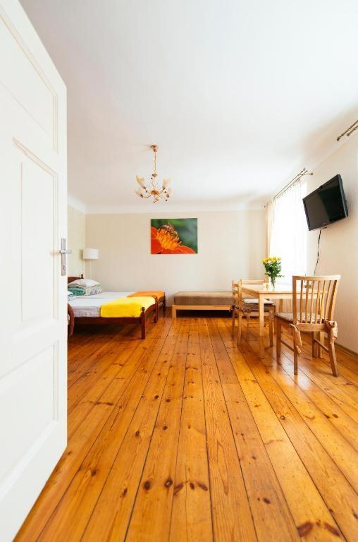 Medainie apartamenti Liepāja Extérieur photo