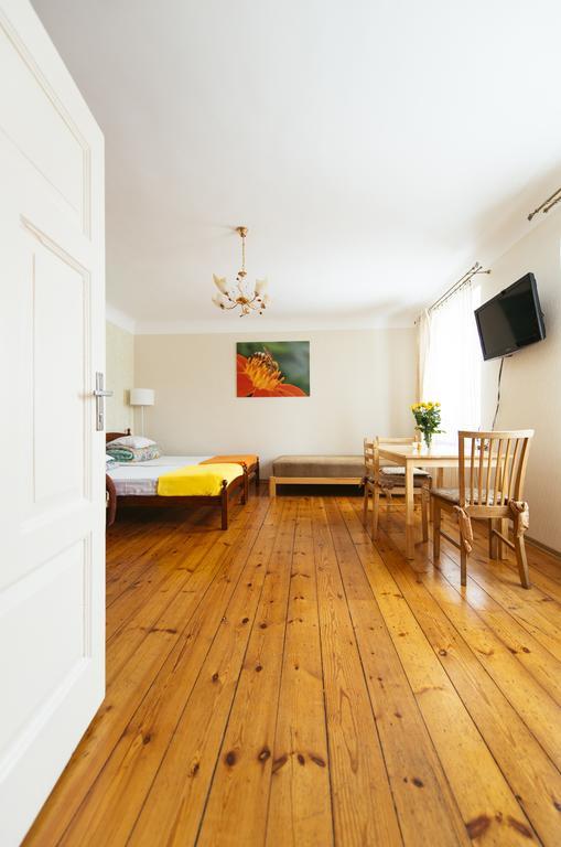 Medainie apartamenti Liepāja Extérieur photo
