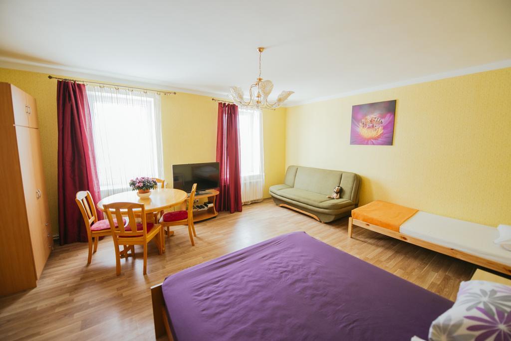 Medainie apartamenti Liepāja Extérieur photo